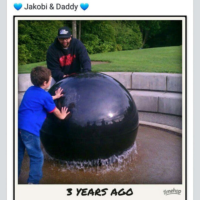 Jakobi & Daddy Rep The North West