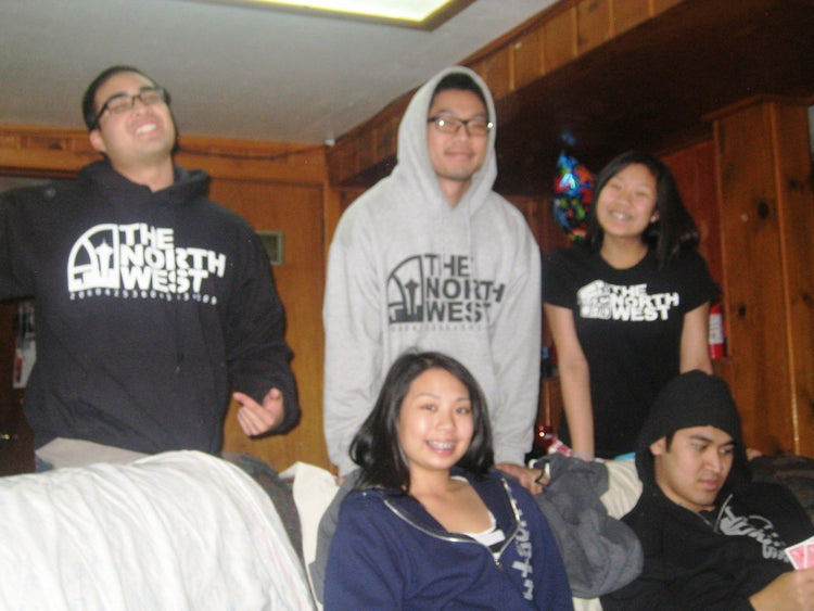 Laos people say doy to the northwest!